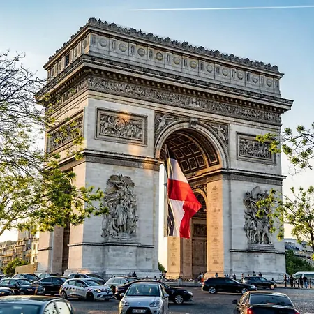 Apartament Arc De Triomphe - Premium With Lift For 6 Paryż