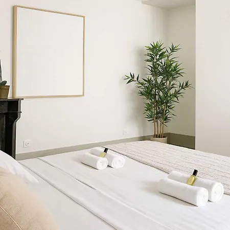 Apartament Arc De Triomphe - Premium With Lift For 6 Paryż