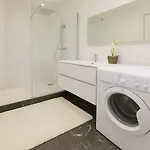 Apartment Arc De Triomphe - Premium With Lift For 6 Paris