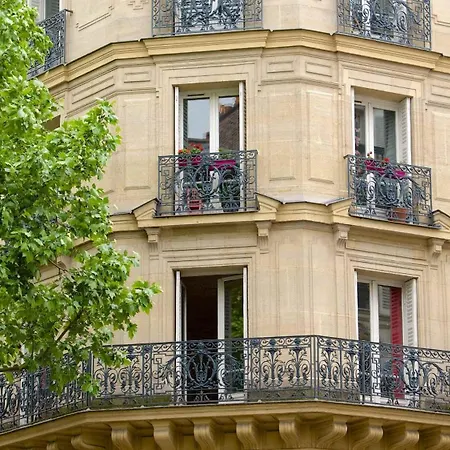 Arc De Triomphe - Premium With Lift For 6 Apartman *